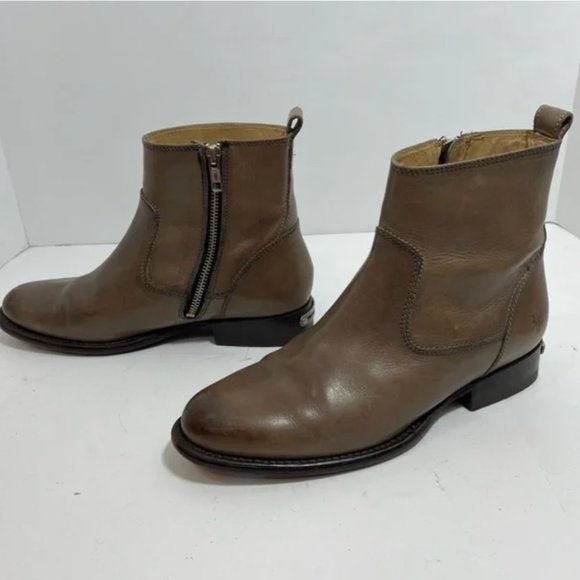Frye Shoes - Frye Danielle Short Ankle Boots Womens 7.5/8M Western Booties Gray Leather EUC
